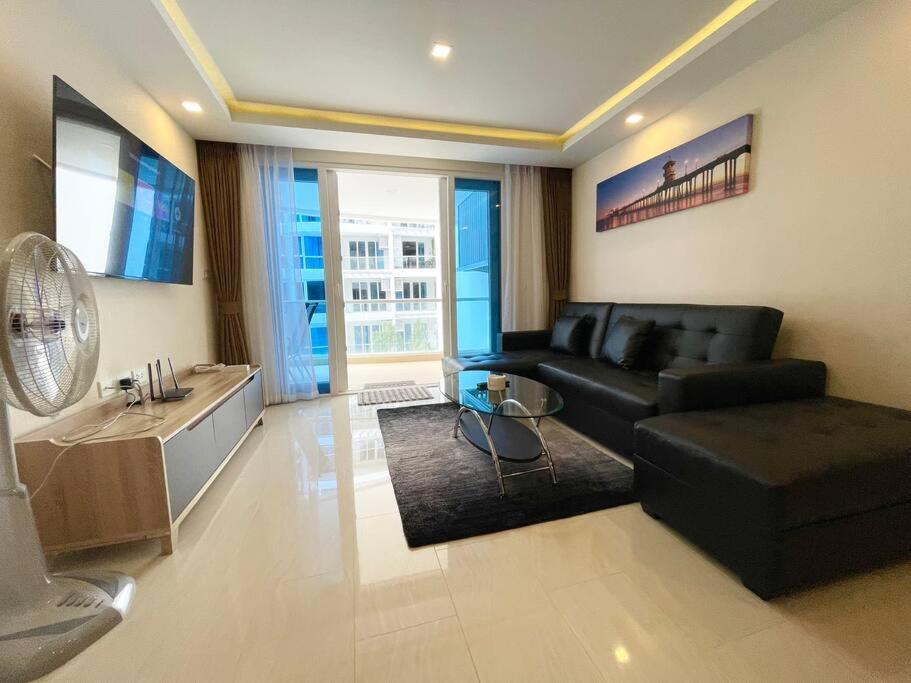 Large Luxury, Pool View, Grand Avenue, Pattaya - 202 Apartamento Exterior foto